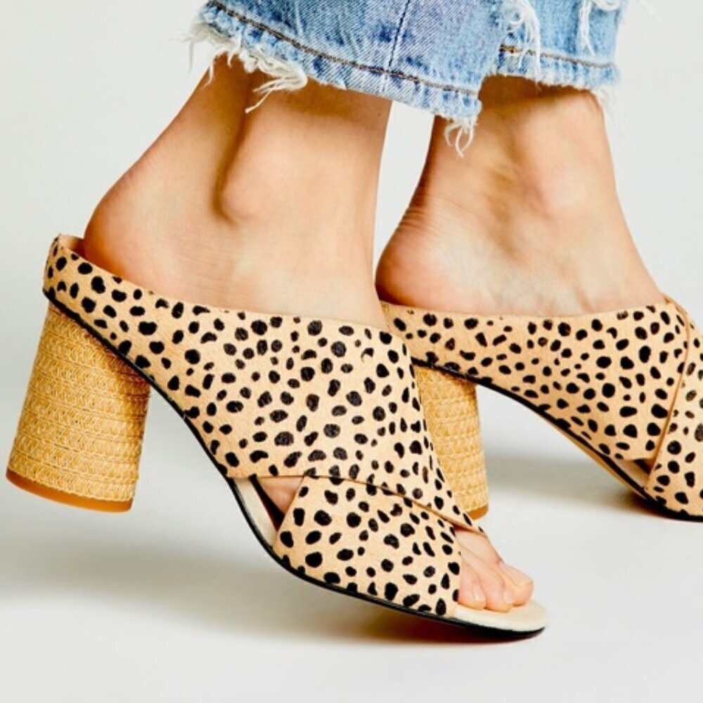 DOLCE VITA JAVI Women Leopard Cross SlipOn Mule Sandals Size 8.5 Block Heels